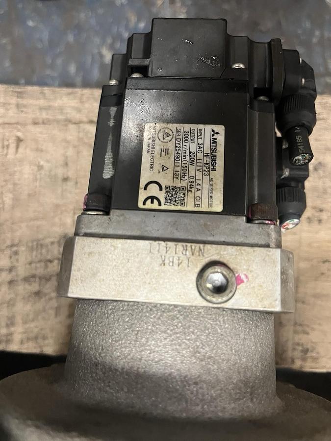 Used NIDEC SHIMPO,VRSF-81E-14BK14,ABLE GEAR REDUCER 81 RATIO MITSUBISHI,HF-KP23 MOTOR