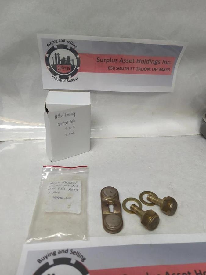 Used ALLEN-BRADLEY,40430-300,CONTACT KIT 3-POLE SIZE 2 PRE-OWNED