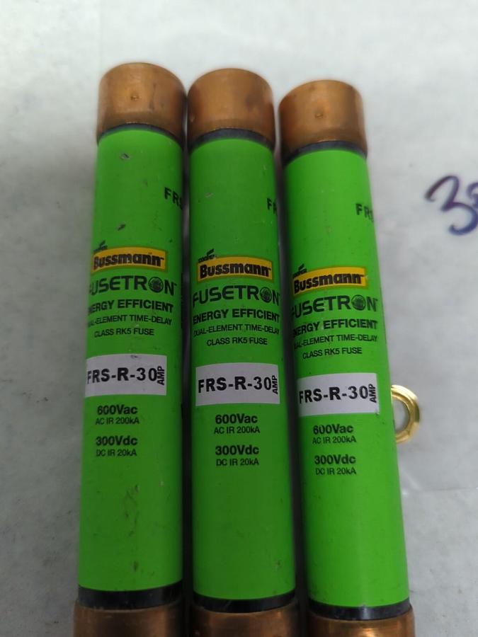 Used COOPER BUSSMANN,FRS-R-30,FUSETRON 30 AMP FUSE LOT OF 3 PRE-OWNED