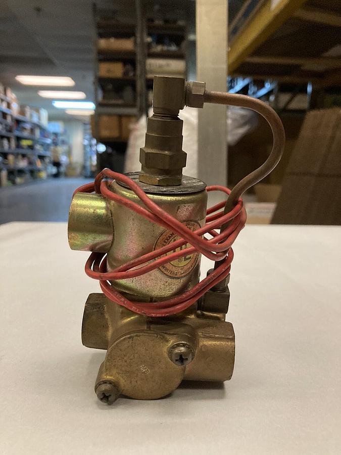 Used Skinner,LP5DB3150,Solenoid Valve 10-150PSI 10 Watts 120/60V