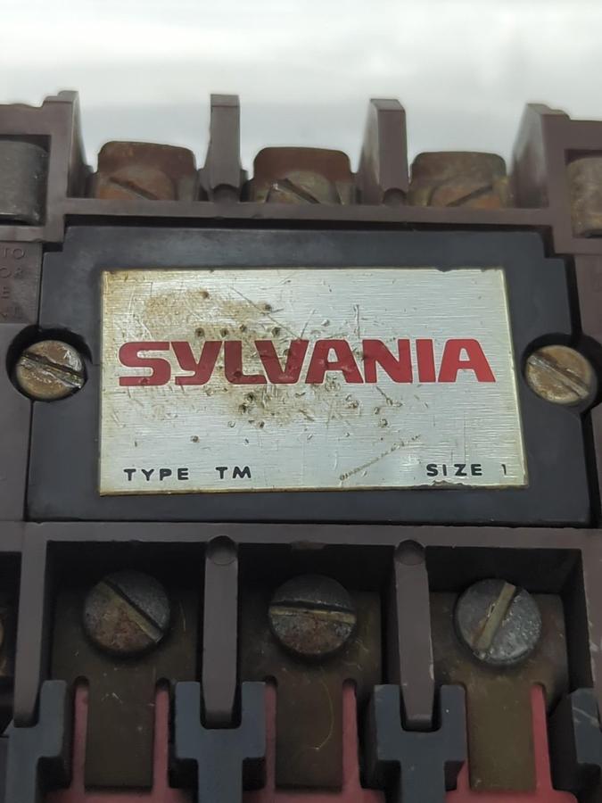 Used SYLVANIA,T13U31,MOTOR STARTER 27 AMP SIZE 1 PRE-OWNED