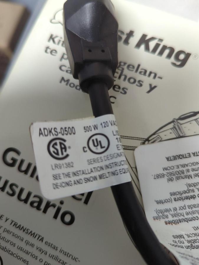 FROST KING,RC100,ROOF AND GUTTER DE-ICING KIT 120V 500W 100FT NOS