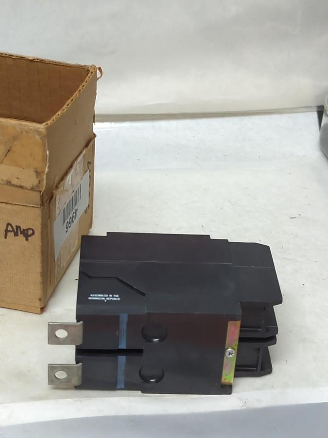 Used SIEMENS,BQCH2B040,CIRCUIT BREAKER 40 AMP 2-POLE PRE-OWNED