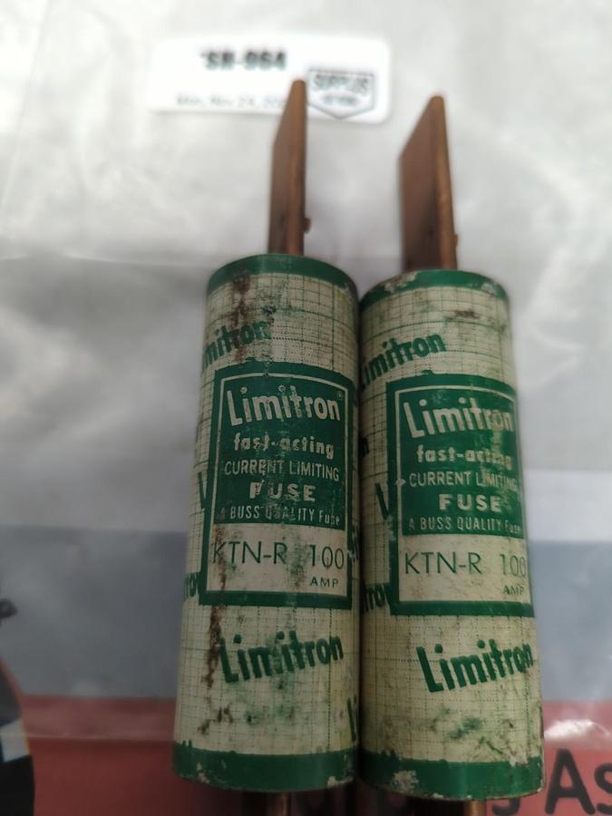 Used COOPER BUSSMANN,KTN-R-100,LIMITRON 100 AMP FUSE LOT OF 2 PRE-OWNED