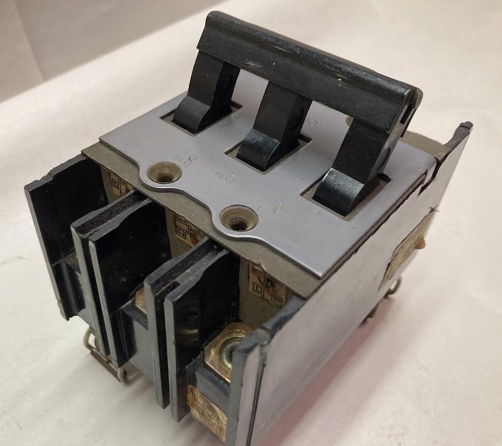 Used Square D,MH-330,Obsolete Circuit Breaker 30A