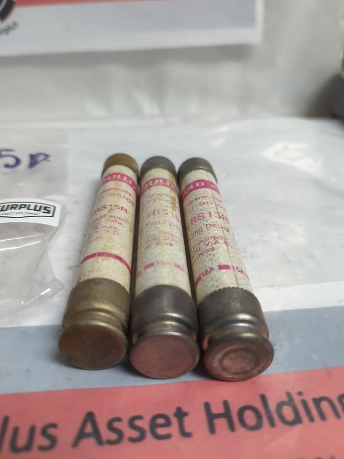 Used GOULD SHAWMUT,TRS15R,TRI-ONIC 15 AMP FUSE LOT OF 3 PRE-OWNED