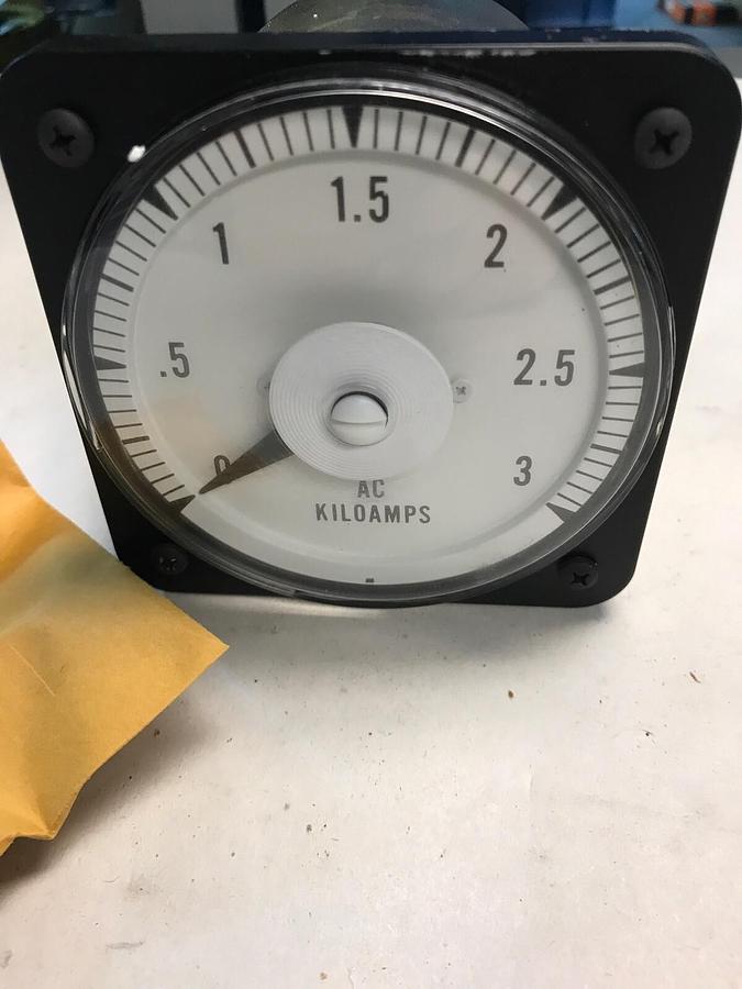 EIL,YEW AB-40,AC KILOAMPS Gauge 0-3KAAC 103131LSUA