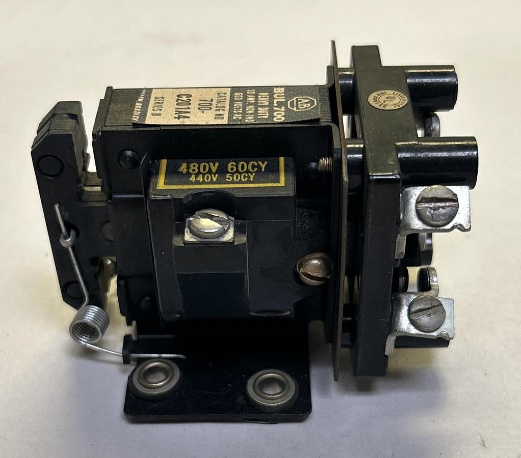 Used ALLEN BRADLEY,700-C201A4,CONTROL RELAY