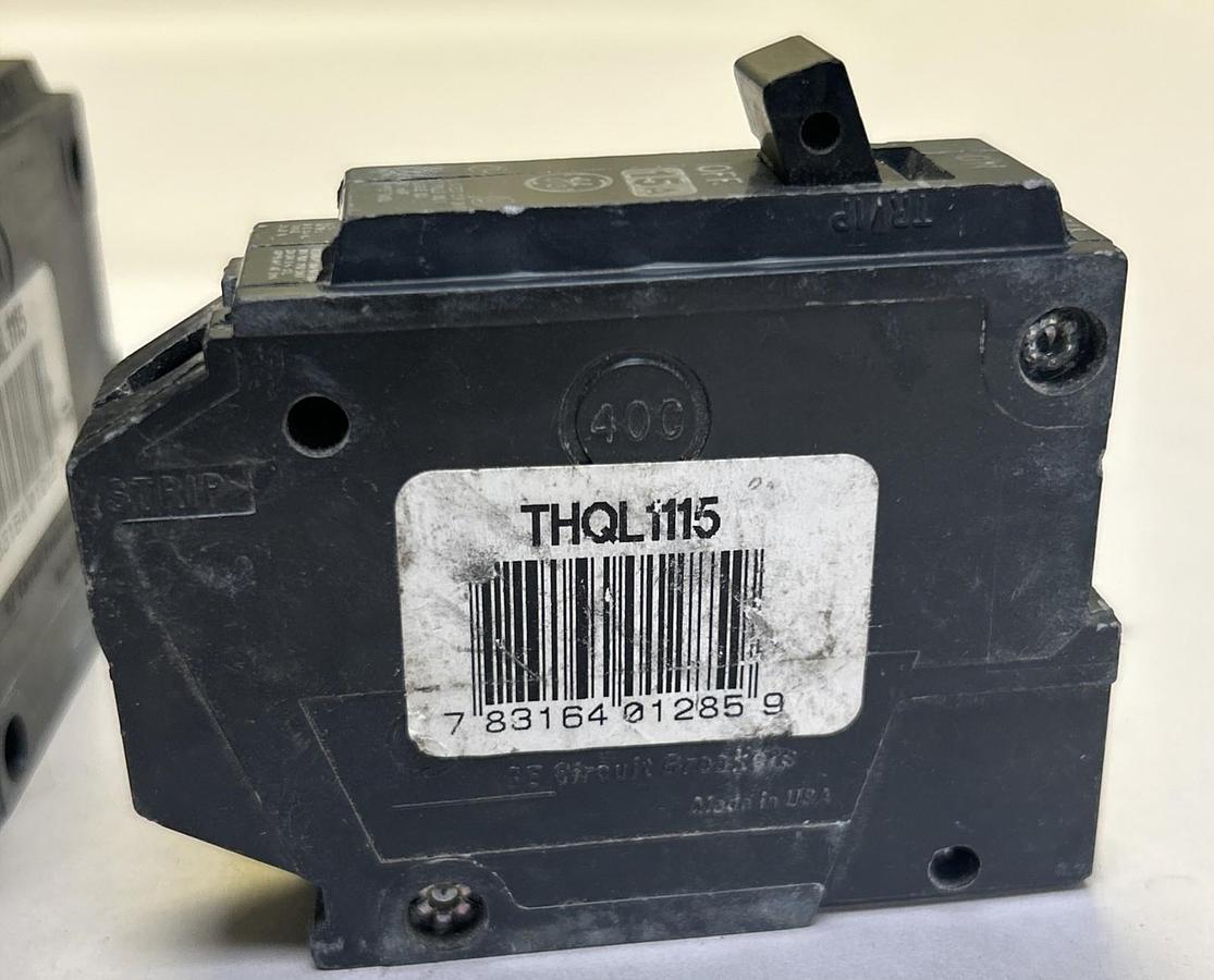 Used GENERAL ELECTRIC,THQL1115,CIRCUIT BREAKER 15A 120/240V 1P LOT OF 7