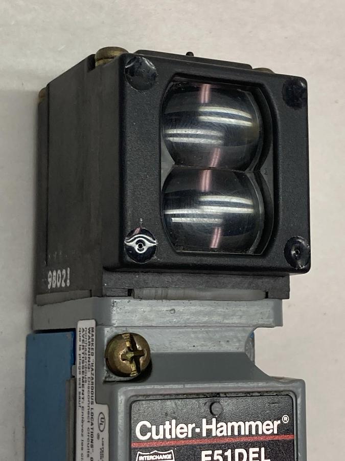Used Cutler Hammer,E51DEL,Photo-Emitter Series B2