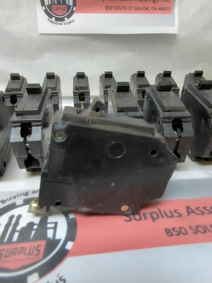 Used GENERAL ELECTRIC,THQL1120,CIRCUIT BREAKER 20 AMP 1-POLE LOT OF 14 PRE-OWNED