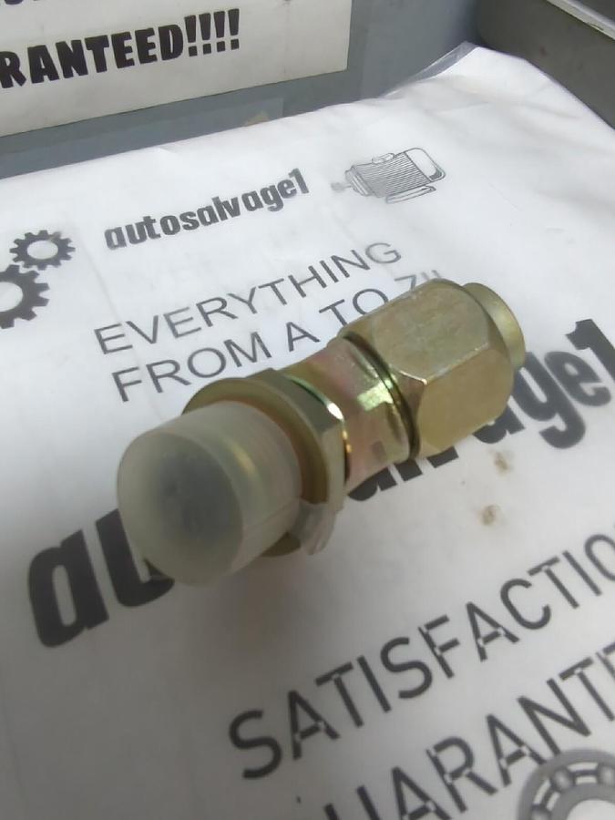 PARKER,1 IN,TUBE BRASS UNION ELBOW 45° NOS