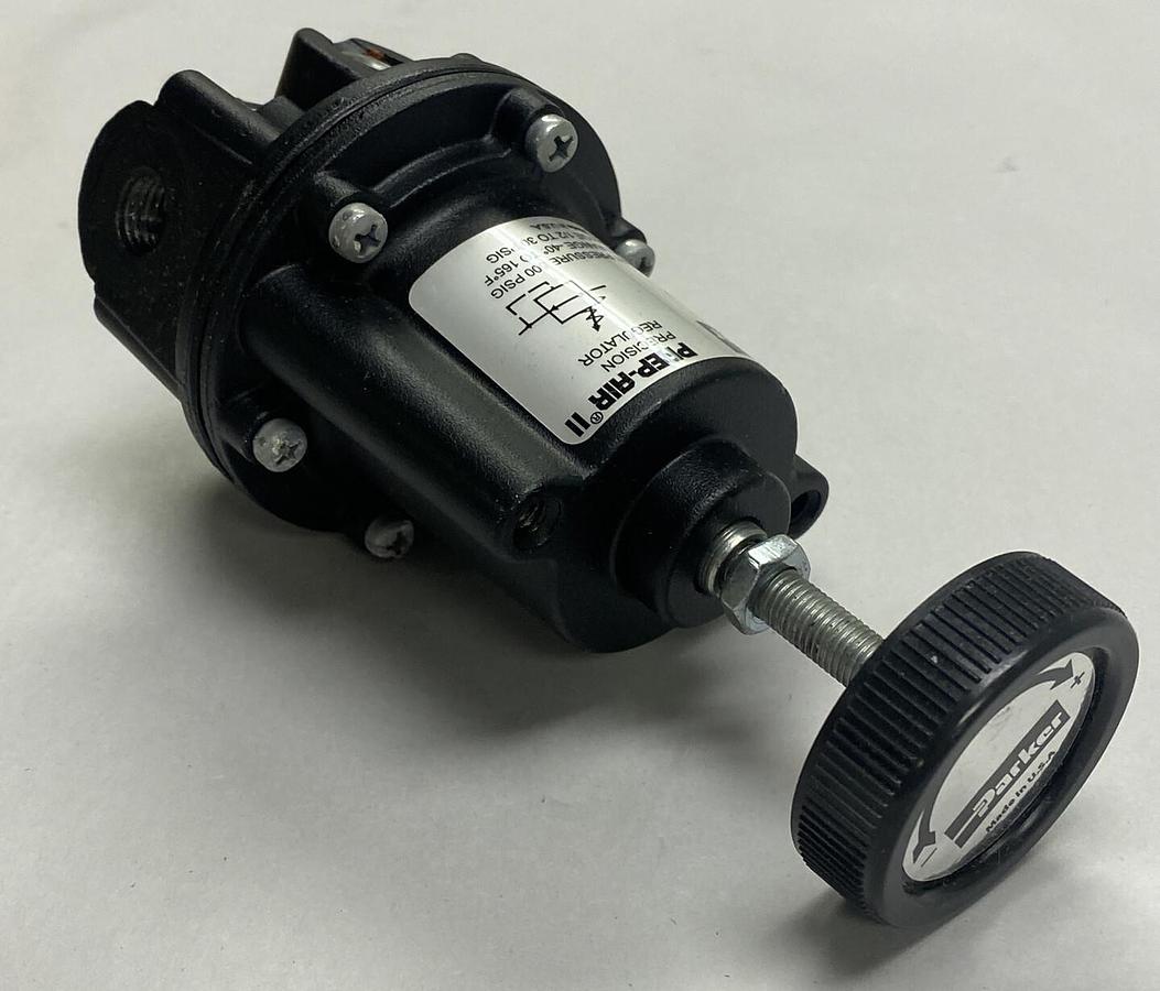 PARKER,35501020,PRECISION REGULATOR 1/4 INCH  1/2-30PSIG NOS