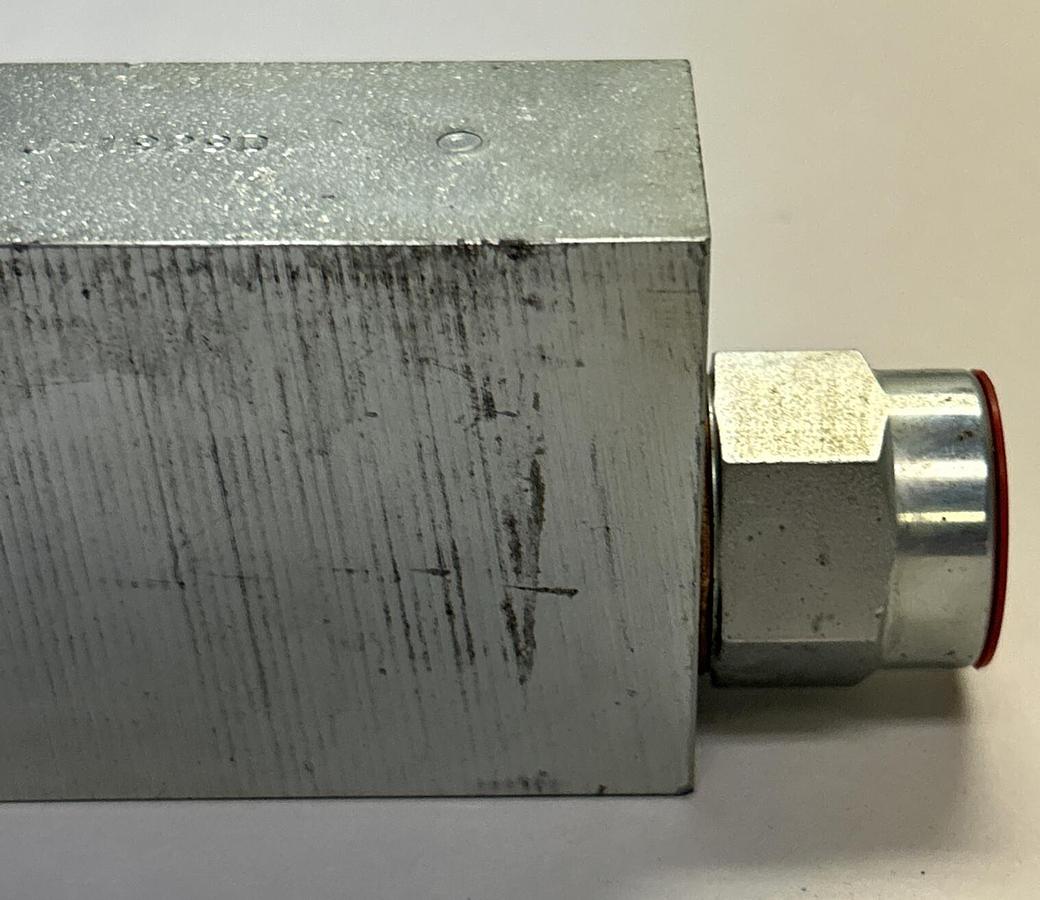 BIJUR DELIMON,U1929D,2 WAY LINE CHECK OIL VALVE NOS