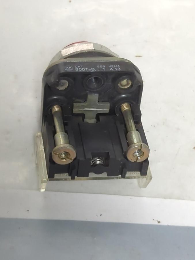 Used ALLEN BRADLEY,800T-B,SERIES T RED PUSHBUTTON PRE-OWNED