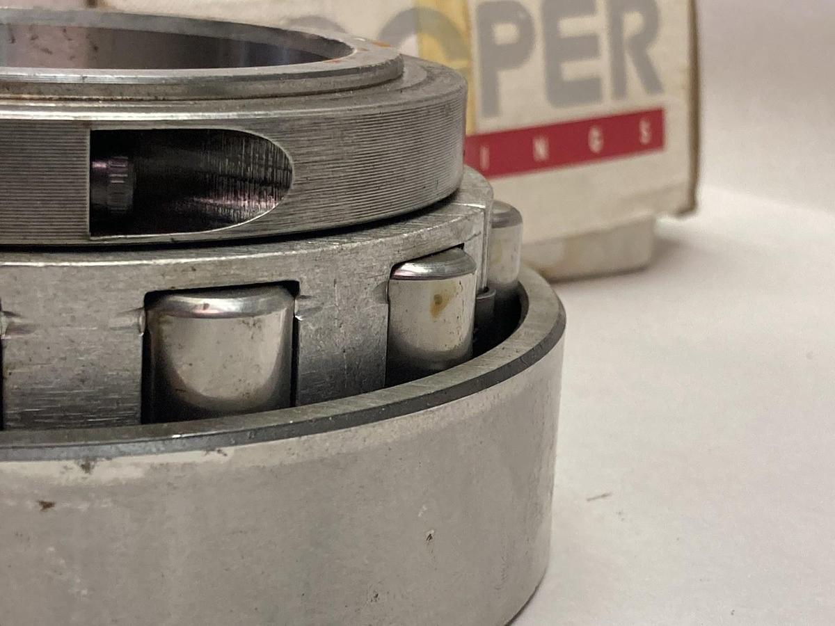 Used Cooper,01B213E,Cylindrical Roller Bearing 3 Inch Bore