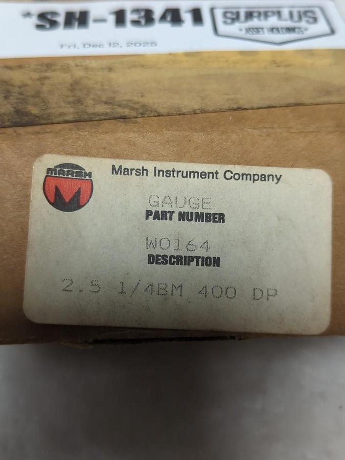 MARSH,W0164,GAUGE 2-1/2 IN FACE 1/4 IN BOTTOM CONNECTION NOS