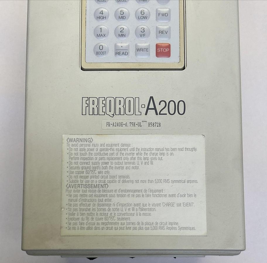 Used MITSUBISHI,FR-A240E-0.75K-UL,INVERTER DRIVE 1HP W/ FR-PU02E PARAMETER UNIT