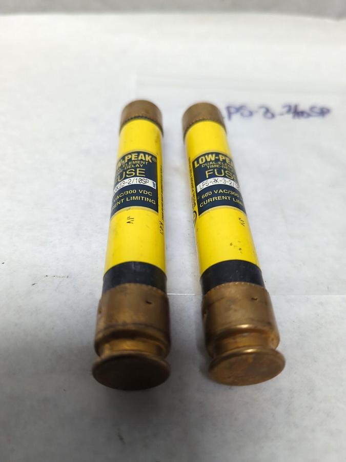 Used COOPER BUSSMANN,LPS-RK-3-2/10SP,LOW-PEAK 3-2/10 AMP FUSE LOT OF 2 PRE-OWNED