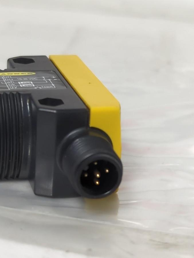 Used BANNER,QS30LDQ,LASER SENSOR 10-30VDC PRE-OWNED