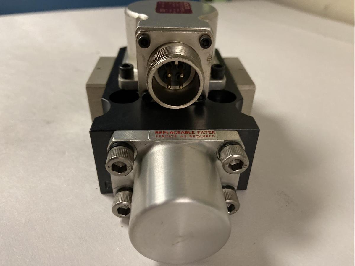 Used Moog,730F234-HPS,Servo Valve S57KCFM4VPL