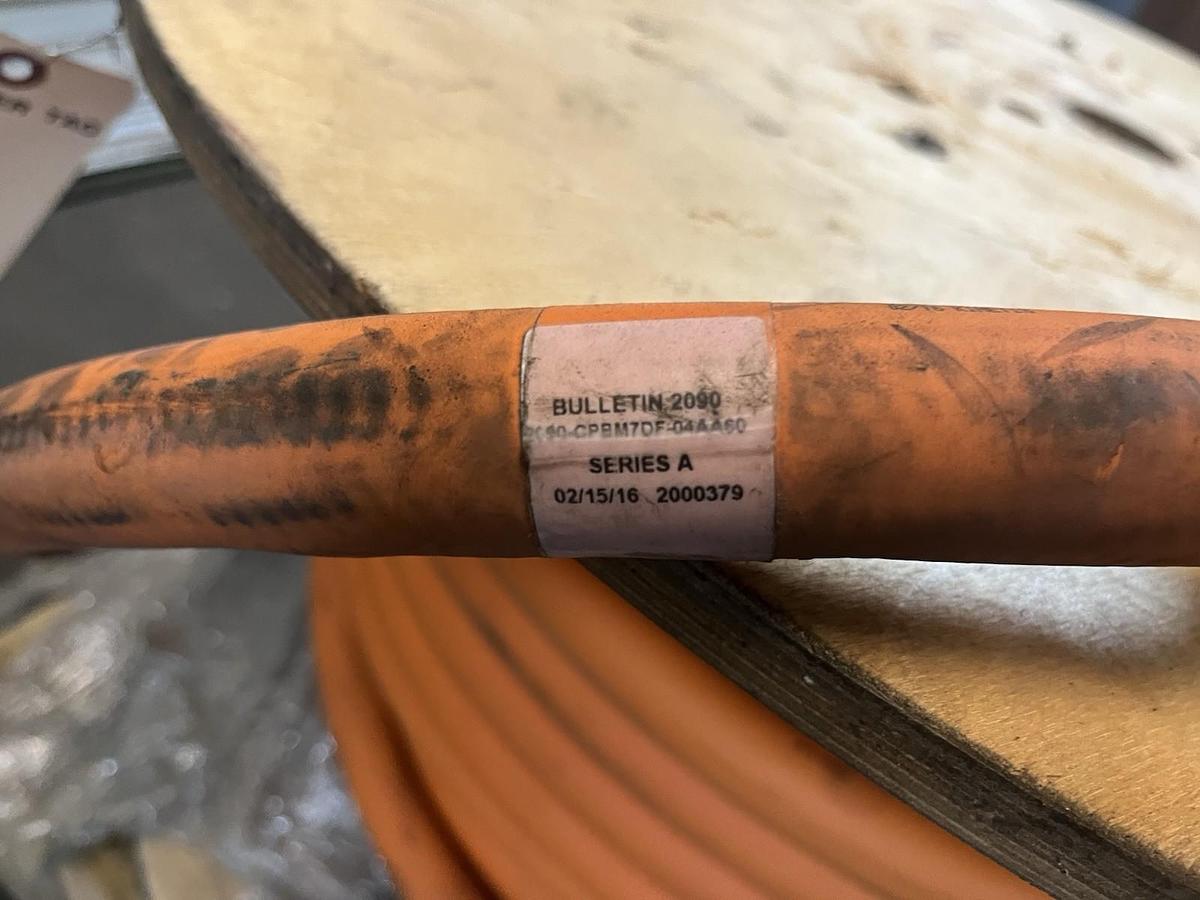 ALLEN BRADLEY,2090-CPBM7DF-04AA60,POWER CABLE 60 METERS