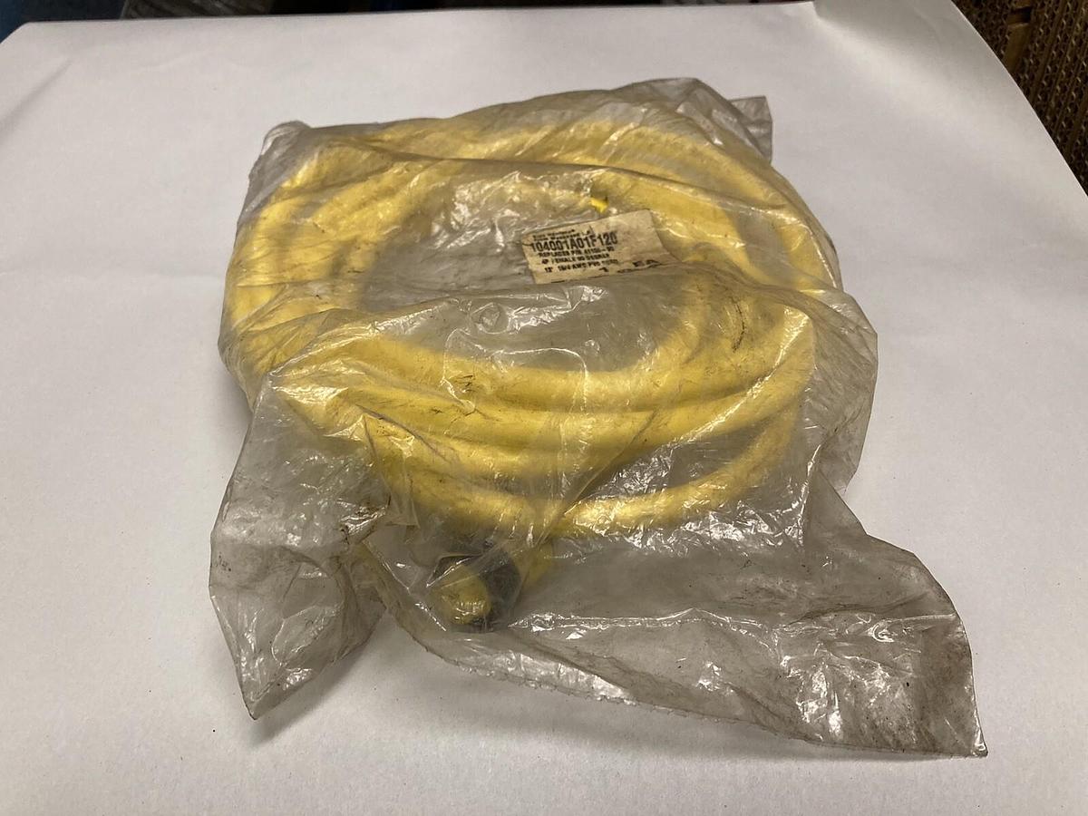 Used Brad Harrison,104001A01F120,Female Cordset 4 Pin Receptacle