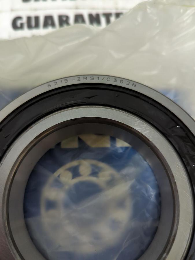 SKF,6215-2RSJEM,DEEP GROOVE BALL BEARING 75MMX130MMX25MM NOS