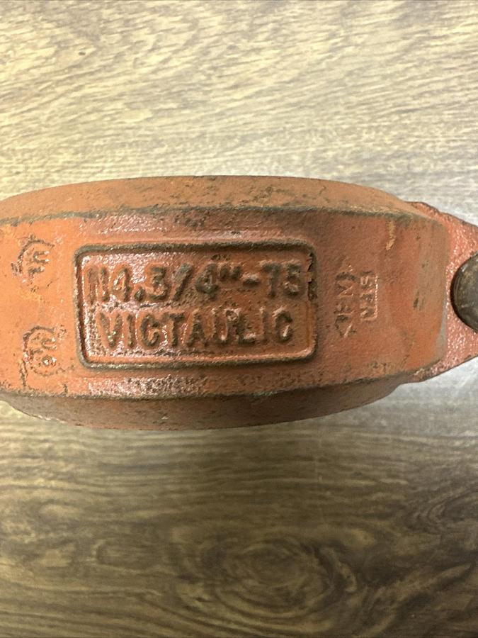 Used Victaulic,114.3/4"-75,Coupling