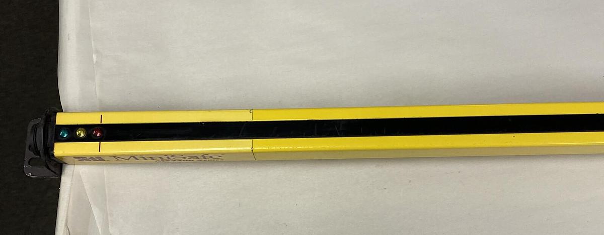 Used STI,MS4332BX,MiniSafe Safety Light Curtain Transmitter