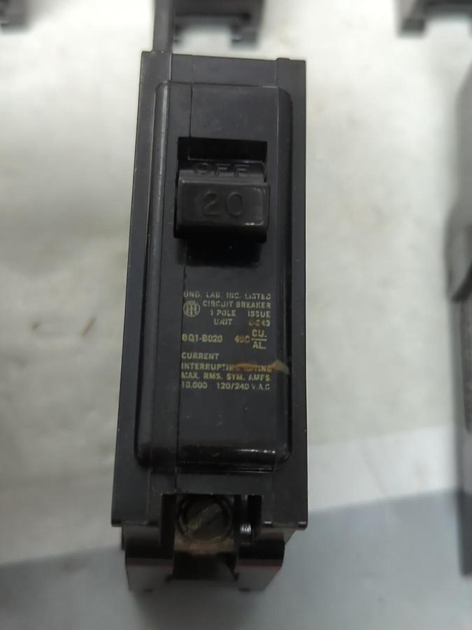 Used I.T.E,BQ1-B020,CIRCUIT BREAKER 1-POLE 20 AMP LOT OF 6 PRE-OWNED