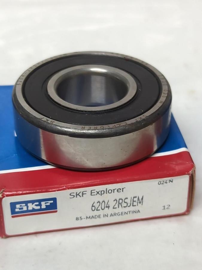 SKF,6204 2RSJEM,RUBBER SEALED DEEP GROOVE BALL BEARING LOT OF 2 NOS