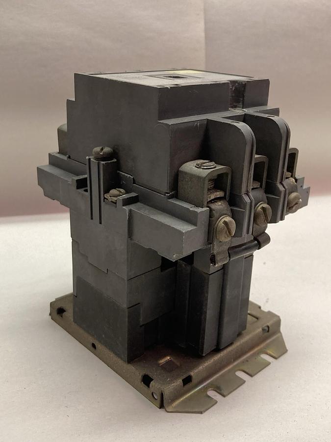 Used Westinghouse,Part 314344-21,Size 2 Starter 3 Contacts