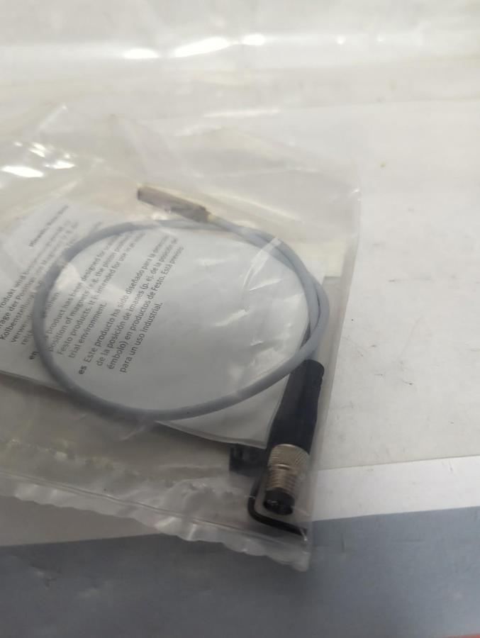 FESTO,SMT-8M-A,CYLINDER SWITCH 579100 NOS