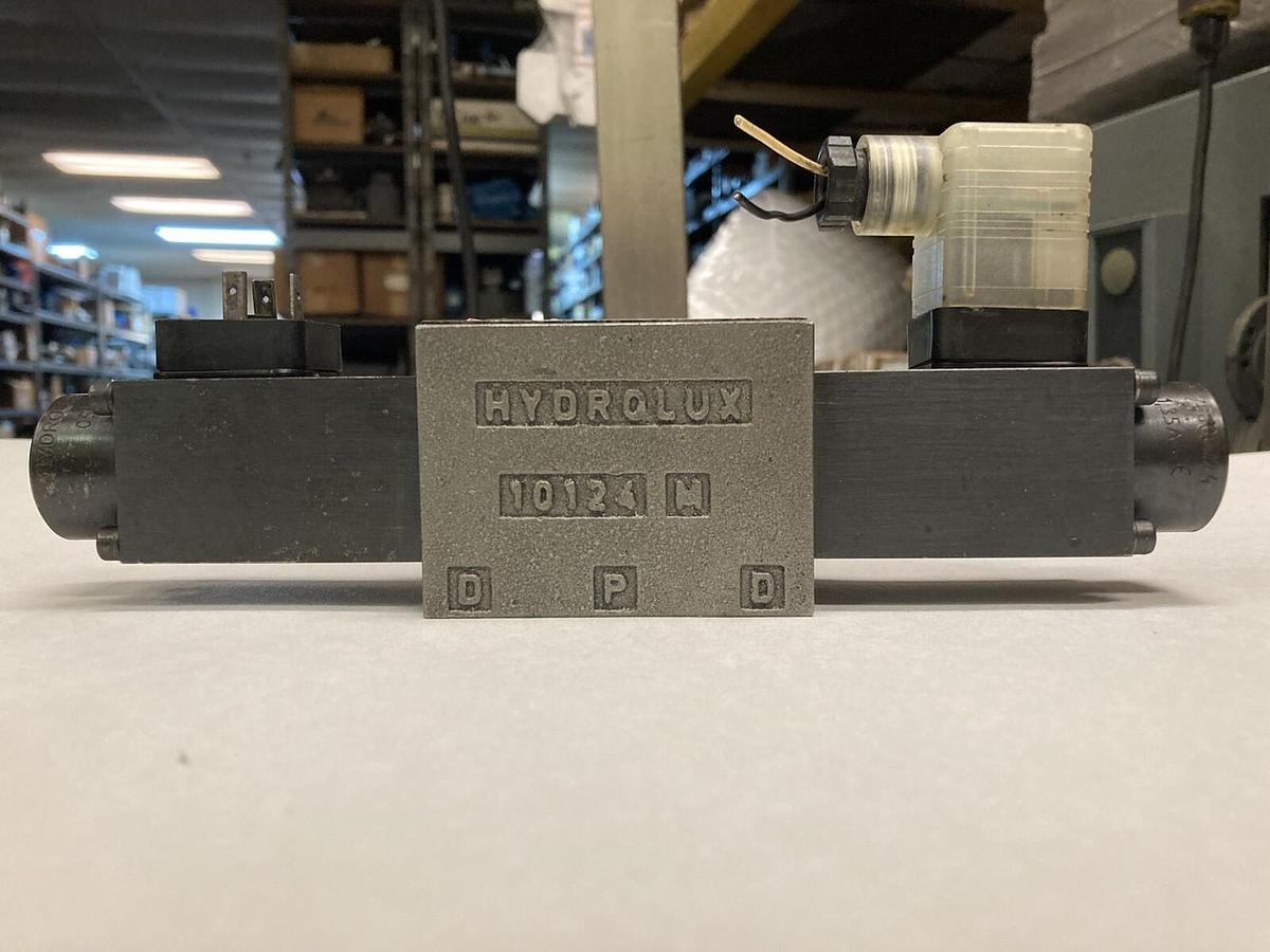 Used Husky Hydrolux,HPN-676775,Proportional Valve, WE43P06C06PC0BN