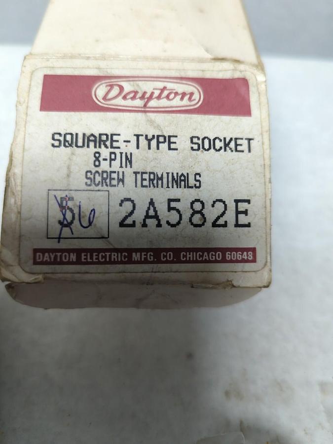 DAYTON,2A582E,SQUARE SOCKET SCEW TERMINAL 8-PIN LOT OF 6 NOS