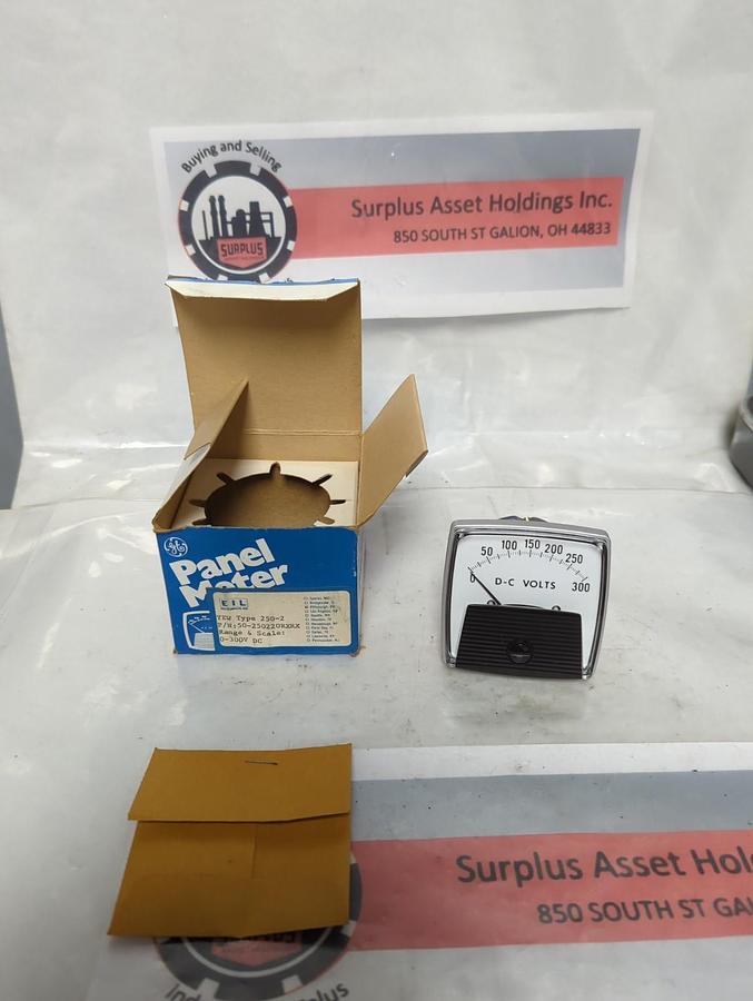 GE,50-250220RXRX,PANEL METER 0-300V DC NOS