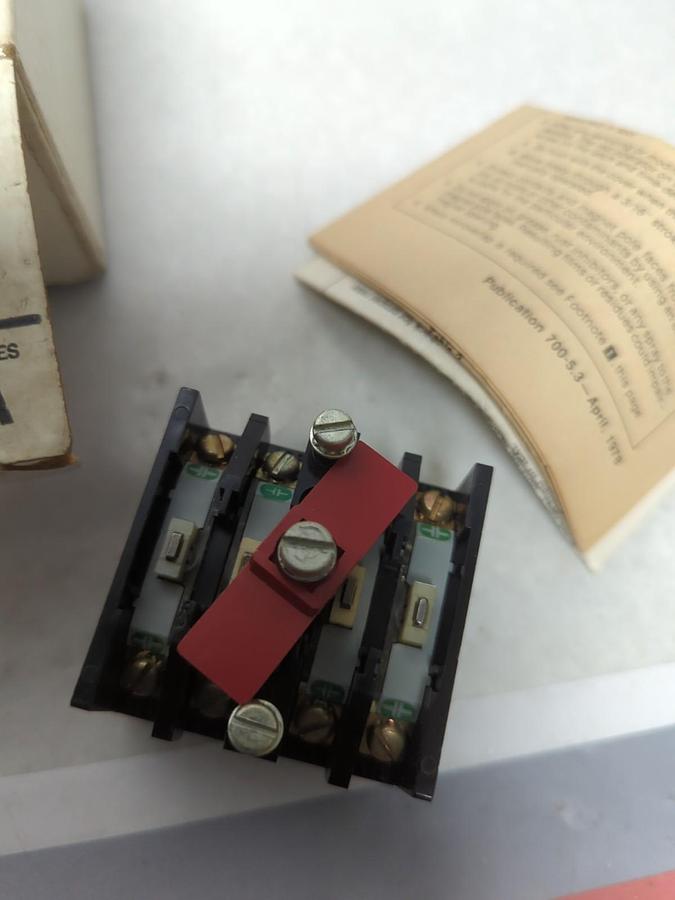 ALLEN-BRADLEY,700-PB20,SERIES A SECOND ADDED DECK 2 N.O. CONTACTS NOS