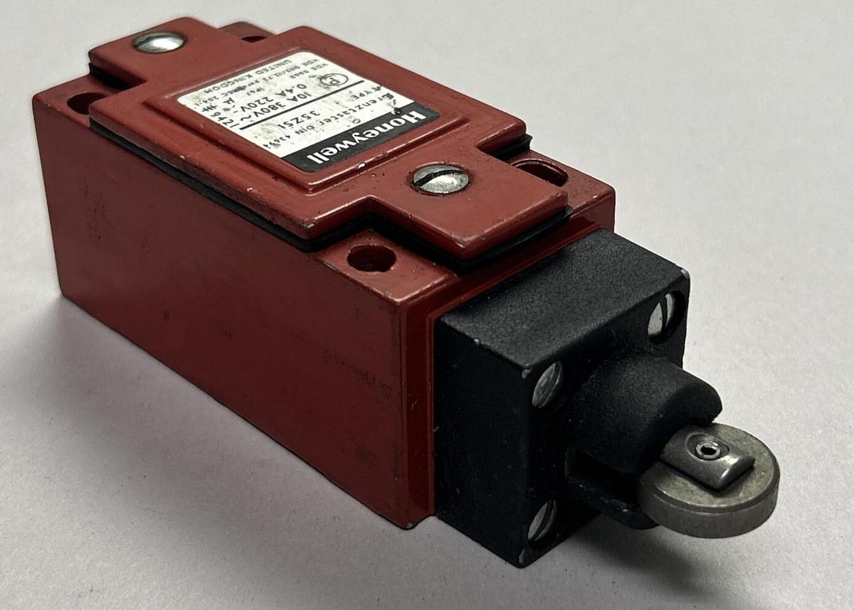 Used Honeywell,35Z1,Limit Switch
