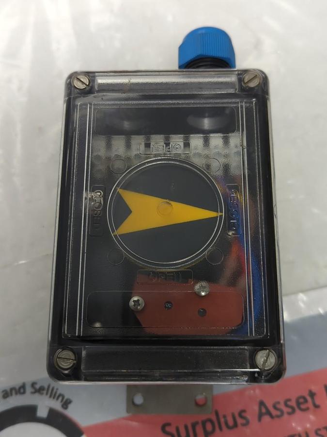 Used FLOWSERVE,PSWM2AP22M115,SWITCH BOX 28V 45mA 315mW 1nF 1uH PRE-OWNED