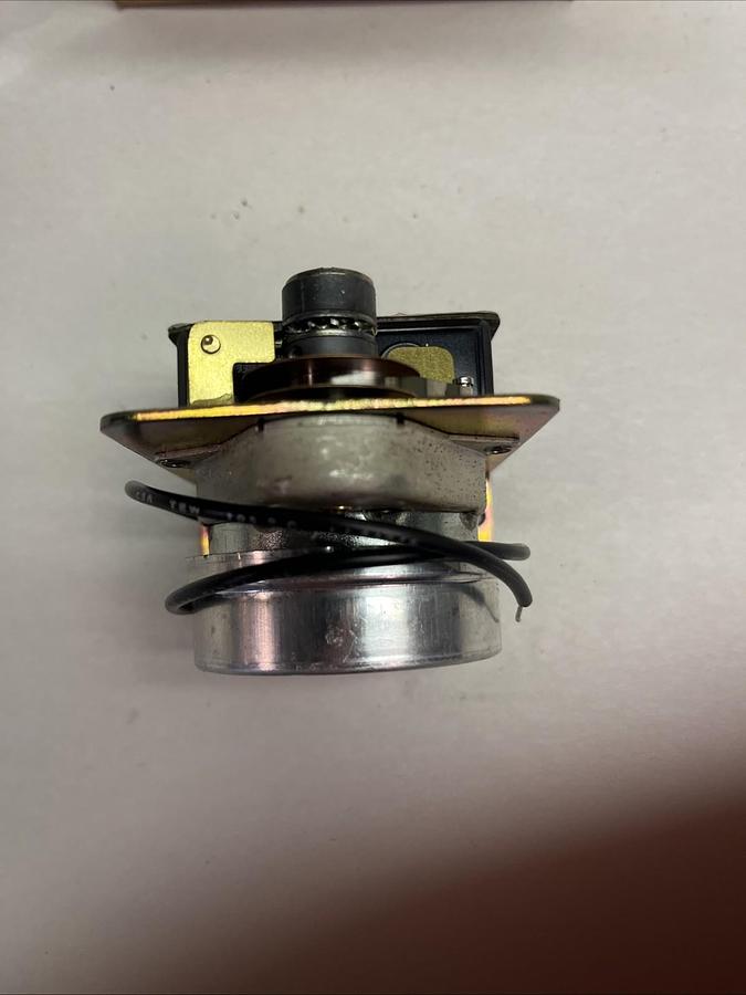 INDUSTRIAL TIMER,831401-001,TIMER SER-90- 6 SEC 120V 60HZ