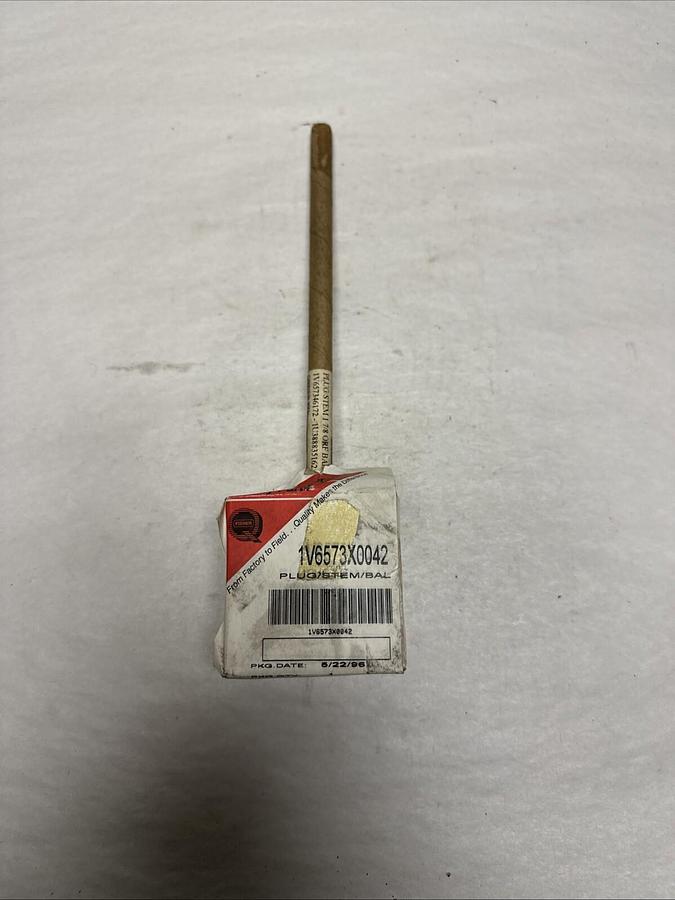 Used Fisher,1V6573X0042,Plug Stem Assembly