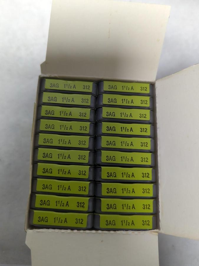 LITTELFUSE,3AG 1-1/2A,GLASS FUSES BOX OF 100 ( 20 PKS OF 5) NEW