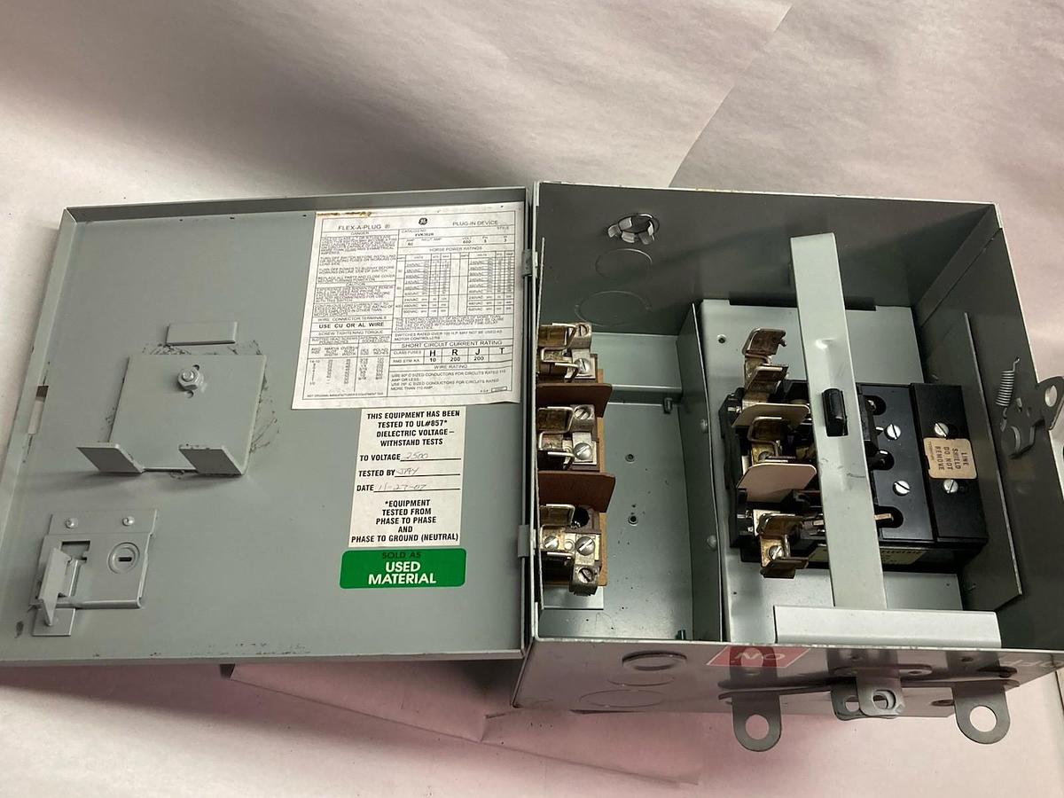 GE,FVK362R,3-Phase Flex-A-Plug Busway Switch 60A 600V