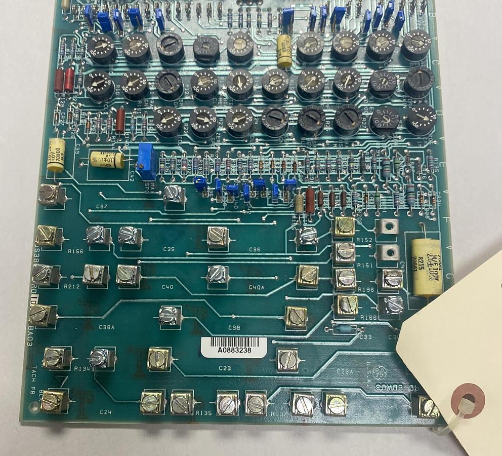 Used GENERAL ELECTRIC,DS3800DGRD1D1C, AUXILARY BOARD