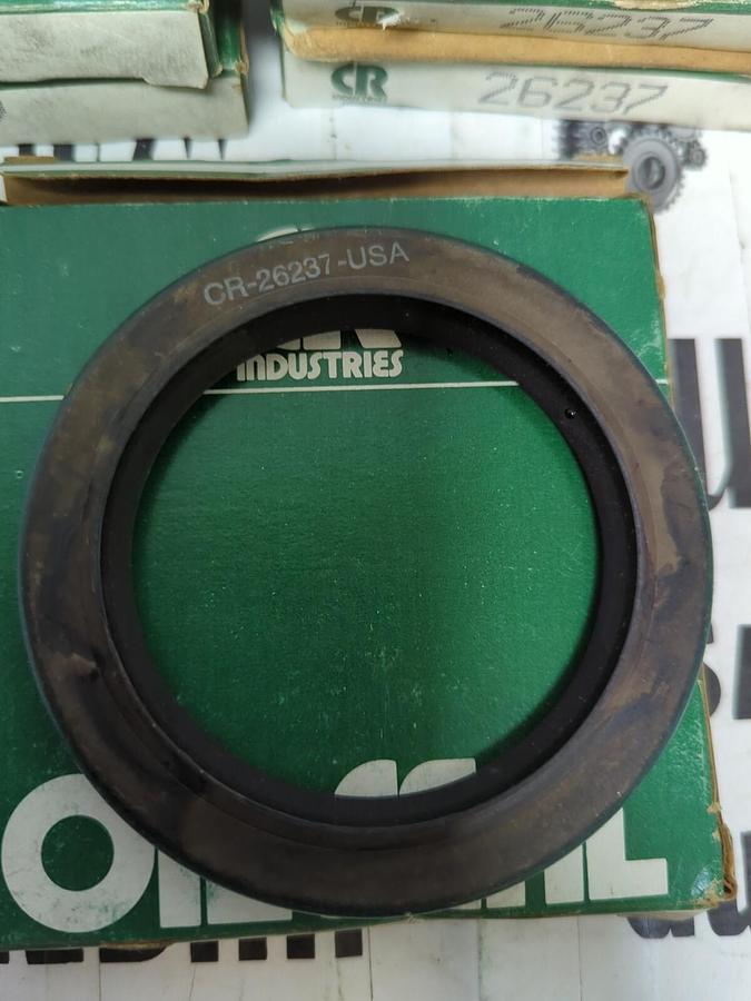 CHICAGO RAWHIDE,26237,OIL SEALS LOT OF 7 NOS