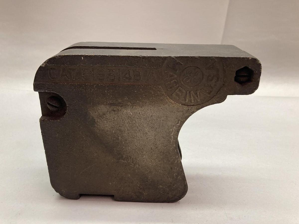 Used General Electric,5195148A,Arc Shield Coil Contactor