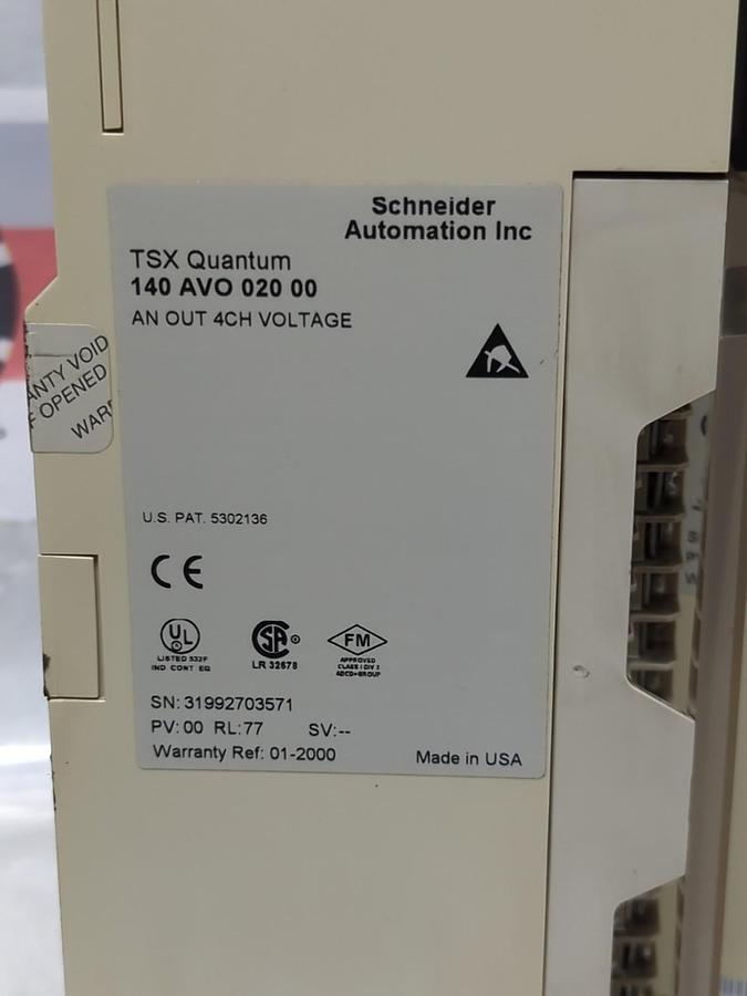 Used SCHNEIDER AUTOMATION,140 AVO 020 00,TSX QUANTUM ANALOG  MODULE LOT OF 2 USED