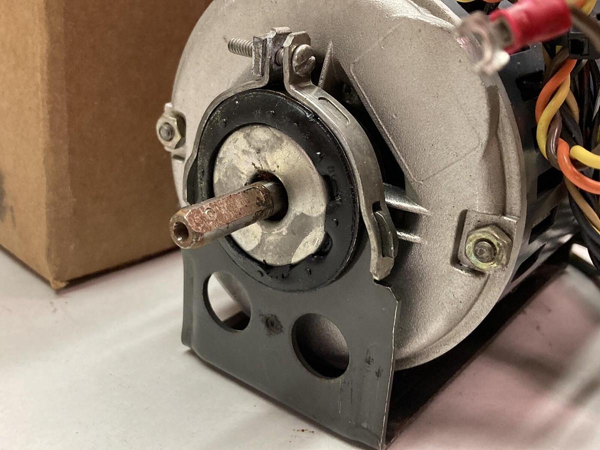 Used General Electric,5KH19MG242,1-Phase Motor 1725/1425rpm 1/12hp 50/60Hz