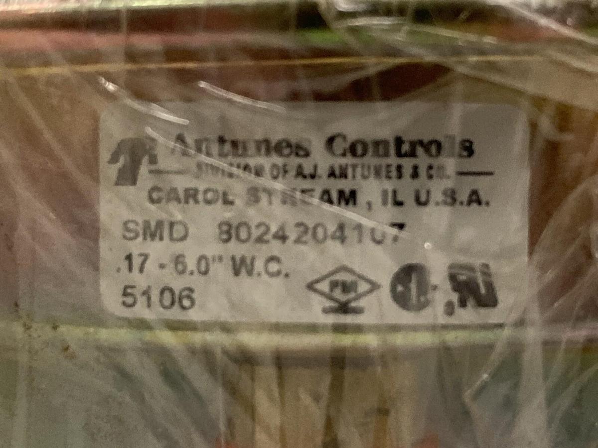 Used Antunes,8024204107,SPDT Air Flow Switch